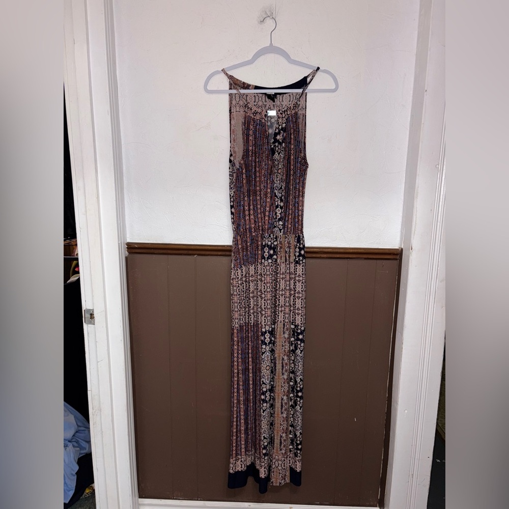 En Focus Studio - Navy Printed Maxi Dress